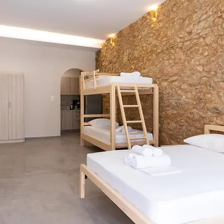 Πανσιόν Markos Luxury Koróni