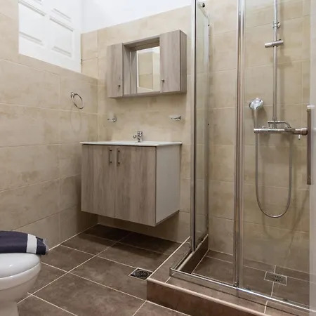 Markos Luxury Gæstehus 3*