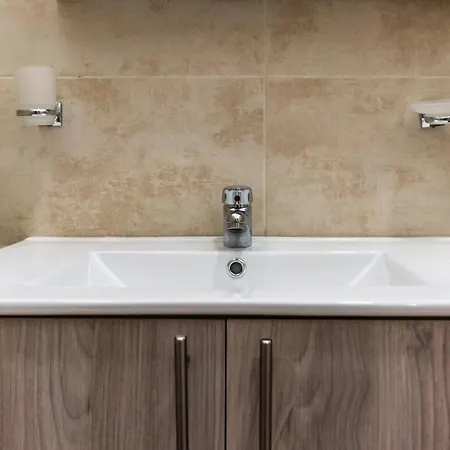 Markos Luxury Koróni