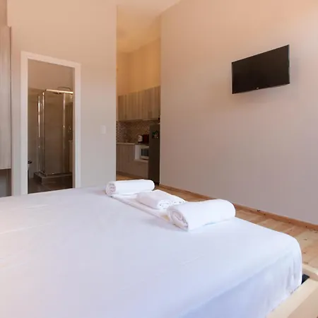 Markos Luxury 3* Koróni